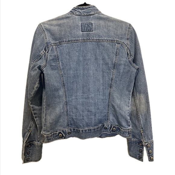 Levi’s vintage faded blue denim jacket - Picture 3 of 8